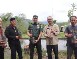 Kodim 0106/Aceh Tengah & Pemda Sinergi Wujudkan Swasembada Pangan, Tebar 5.000 Bibit Ikan di Pegasing