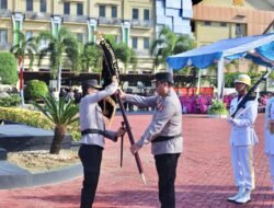 Brigjen Marzuki Ali Basyah dan Irjen Achmad Kartiko Serah Terima Pataka Machdum Sakti