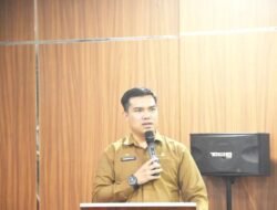 Asisten I Khairmansyah Buka Bimtek Pengembangan Potensi Ekonomi dan Kawasan Transmigrasi Samar Kilang