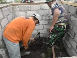 Wujudkan Lingkungan Sehat, Satgas TMMD ke-126 Bangun Fasilitas MCK