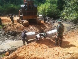 Satgas TMMD dan Warga Kute Keramil Kompak Pasang Gorong-Gorong, Akses Jalan Mulai Terbuka