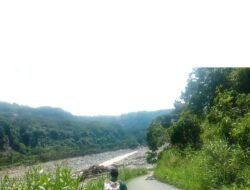 Warga Bergang Masih Terisolasi, Pasca Bencana :Pemerintah Diminta Segera Menangani Akses Jalan Agar Mudah Di Lalui