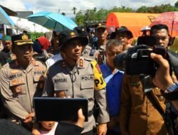 Kapolres Bener Meriah Dampingi Kapolda Aceh Salurkan Bantuan untuk Pengungsi Banjir dan Longsor