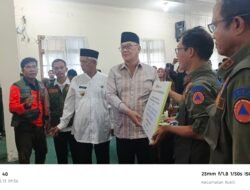 Tagore Abubakar Serahkan Bantuan 194 Rumah Rusak, Peringatkan Tak Ada Potongan: “Korupsi Saya Pecat”