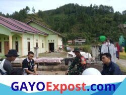 Babinsa Koramil 01/Lut Tawar Perkuat Kedekatan dengan Warga Lewat Komsos di Desa Binaan