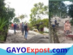 Warga Bener Mulie Gotong Royong Bangun Jalan Penghubung Antar Desa
