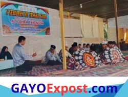 Prosesi Adat “I Serahen Ku Tgk Guru” Warnai Penyerahan Murid Baru di SMP. IT Azzahra Takengon