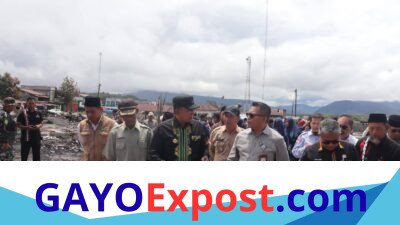 Menteri Transmigrasi Langsung Respons Laporan Bupati Haili Yoga, Tim Kementerian Tinjau Korban Kebakaran Jagong Jeget