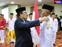 Bupati Haili Yoga Kukuhkan 70 Anggota Paskibraka Aceh Tengah