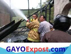 BREAKING NEWS: Rumah Warga di Sagi Indah Dilalap Api, Dua Rumah Ikut Terdampak