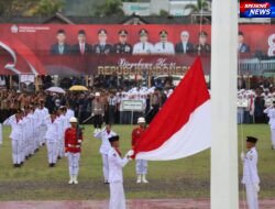 Kapolres Aceh Tengah Hadiri Upacara Penurunan Bendera HUT RI ke-81, Apresiasi Semangat Peserta Meski Diguyur Hujan