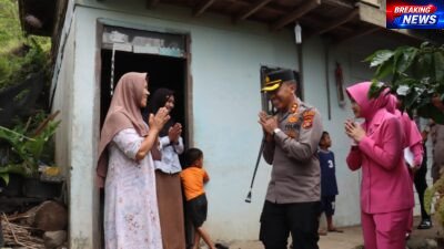 Datangi Korban Longsor, Kapolres Aceh Tengah Bawa Bantuan
