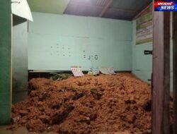 Breaking News:  Akibat Hujan Deras, Satu Rumah Warga di Desa Lae Ikan Tertimpa Tanah Longsor